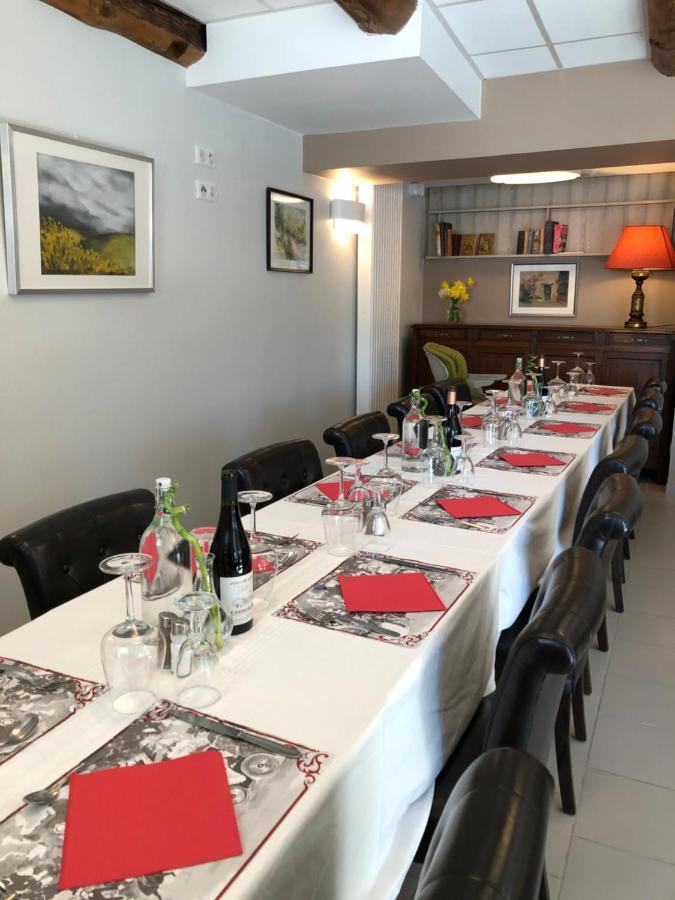 Auberge Du Cezallier Montgreleix 外观 照片